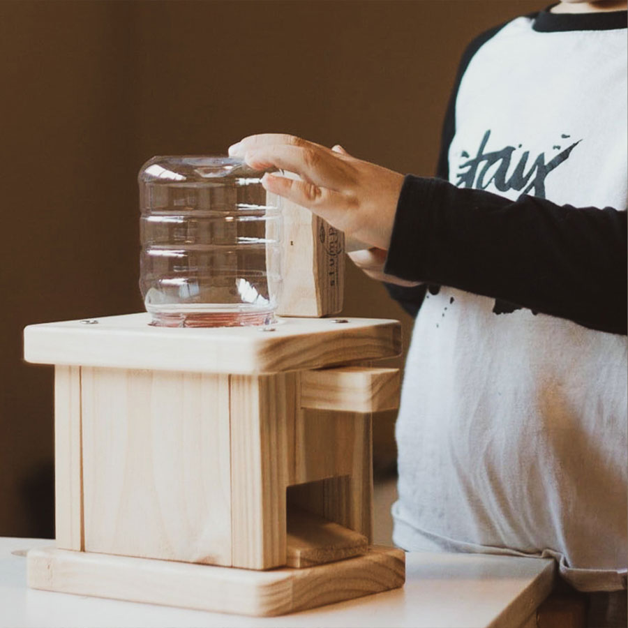 kids wooden candy dispenser kit